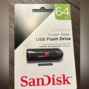 Lot of (5) 64GB usb